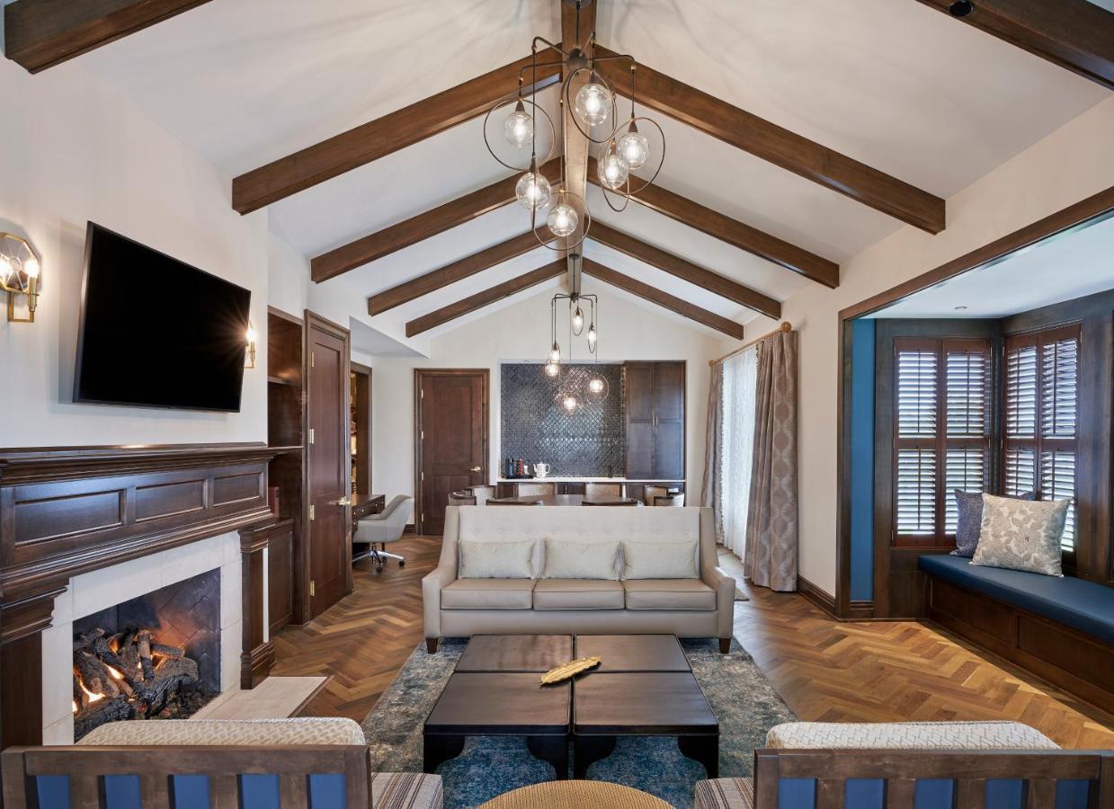 The Inn At Meadowbrook Overland Park Extérieur photo